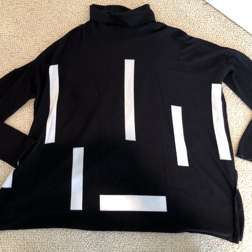 Planet by Lauren G Black and White Sweater